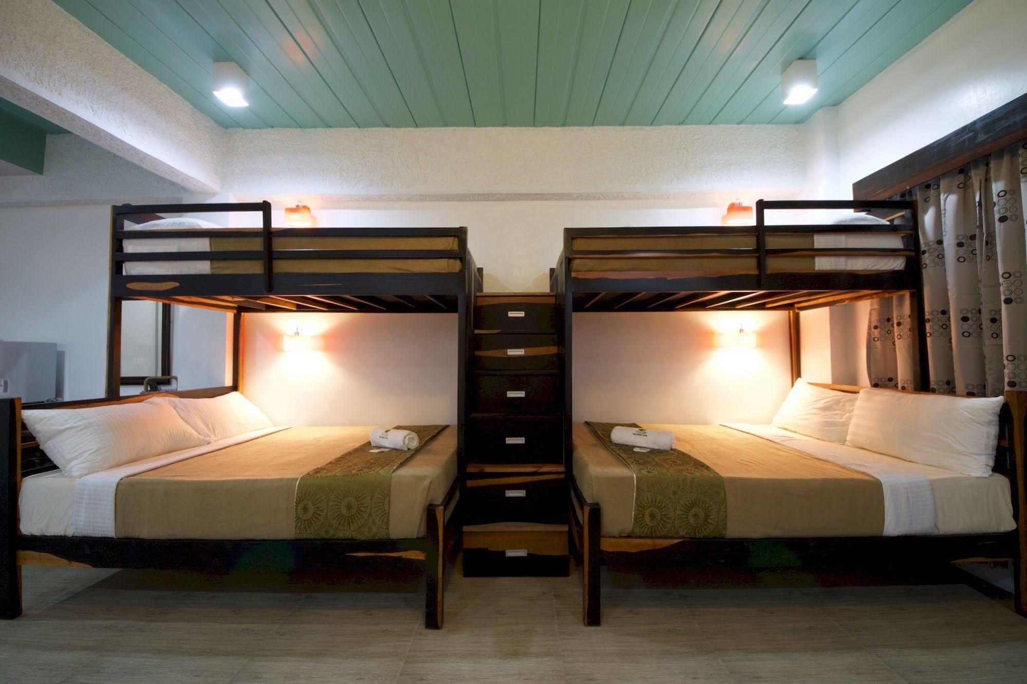 Ala Amid Bed And Breakfast Puerto Princesa Exterior foto